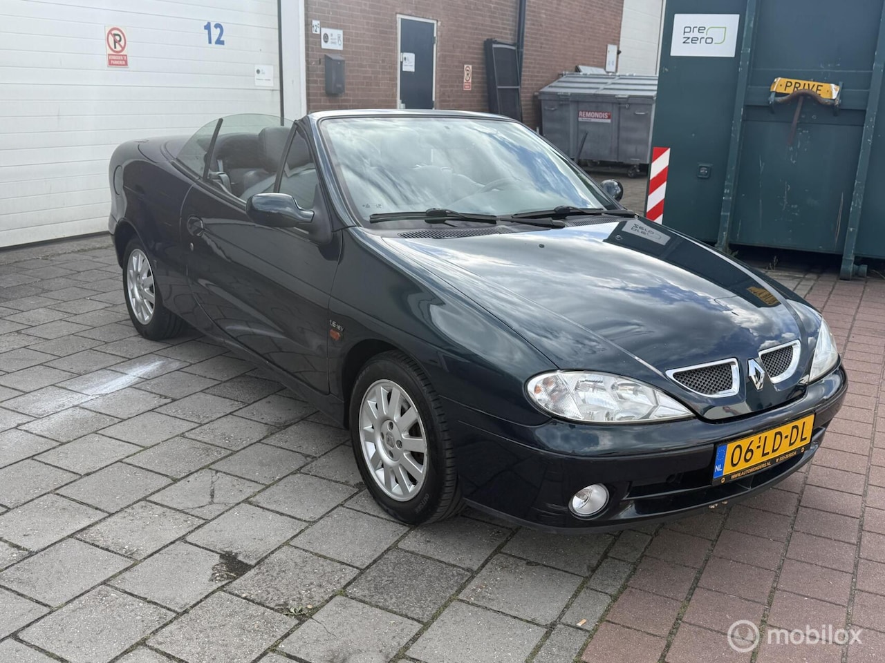 Renault Mégane Cabrio - 1.6-16V Privilège 1.6-16V Privilège - AutoWereld.nl