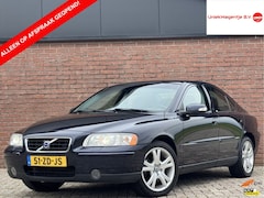 Volvo S60 - 2.5T DRIVERS EDITION | NL-AUTO | LEER | TREKHAAK