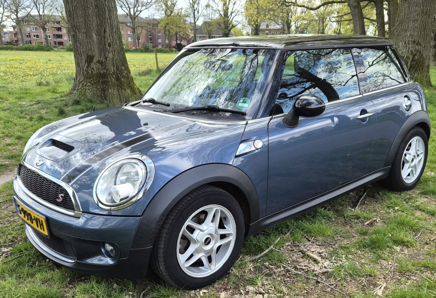 MINI 3-Deurs - 1.6 Cooper S Mini 1.6 Cooper S R56 178pk 2009 Blauw - RHD - AutoWereld.nl