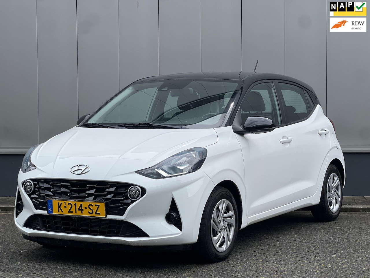 Hyundai i10 - 1.0 Comfort CARPLAY|CRUISE CONTR.|LANE ASS|LED|NAP - AutoWereld.nl