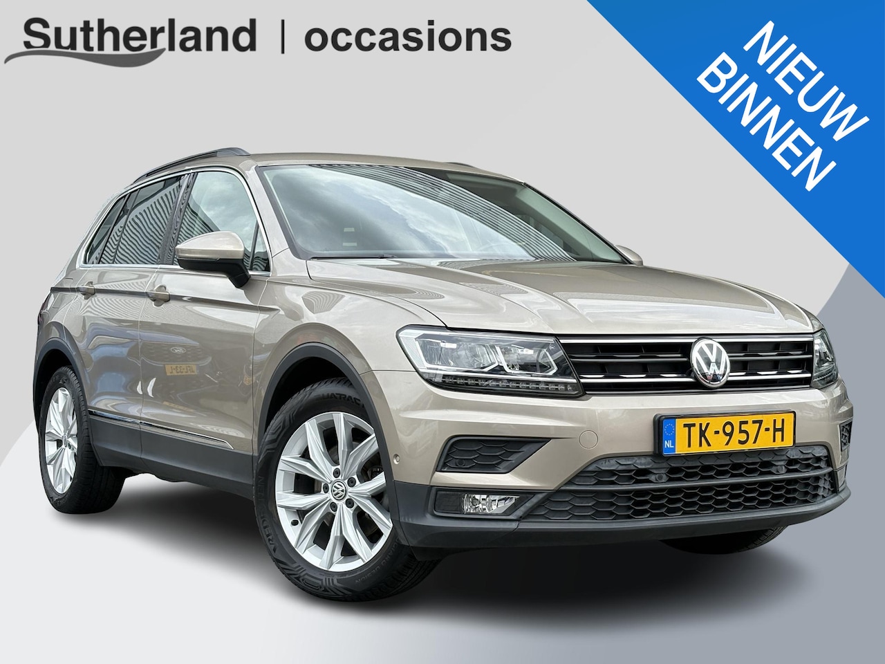 Volkswagen Tiguan - 1.4 TSI Comfortline 125pk | Wegklapbare Trekhaak | Adaptive Cruise | Navi | Carplay | - AutoWereld.nl
