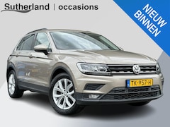 Volkswagen Tiguan - 1.4 TSI Comfortline 125pk | Wegklapbare Trekhaak | Adaptive Cruise | Navi | Carplay |