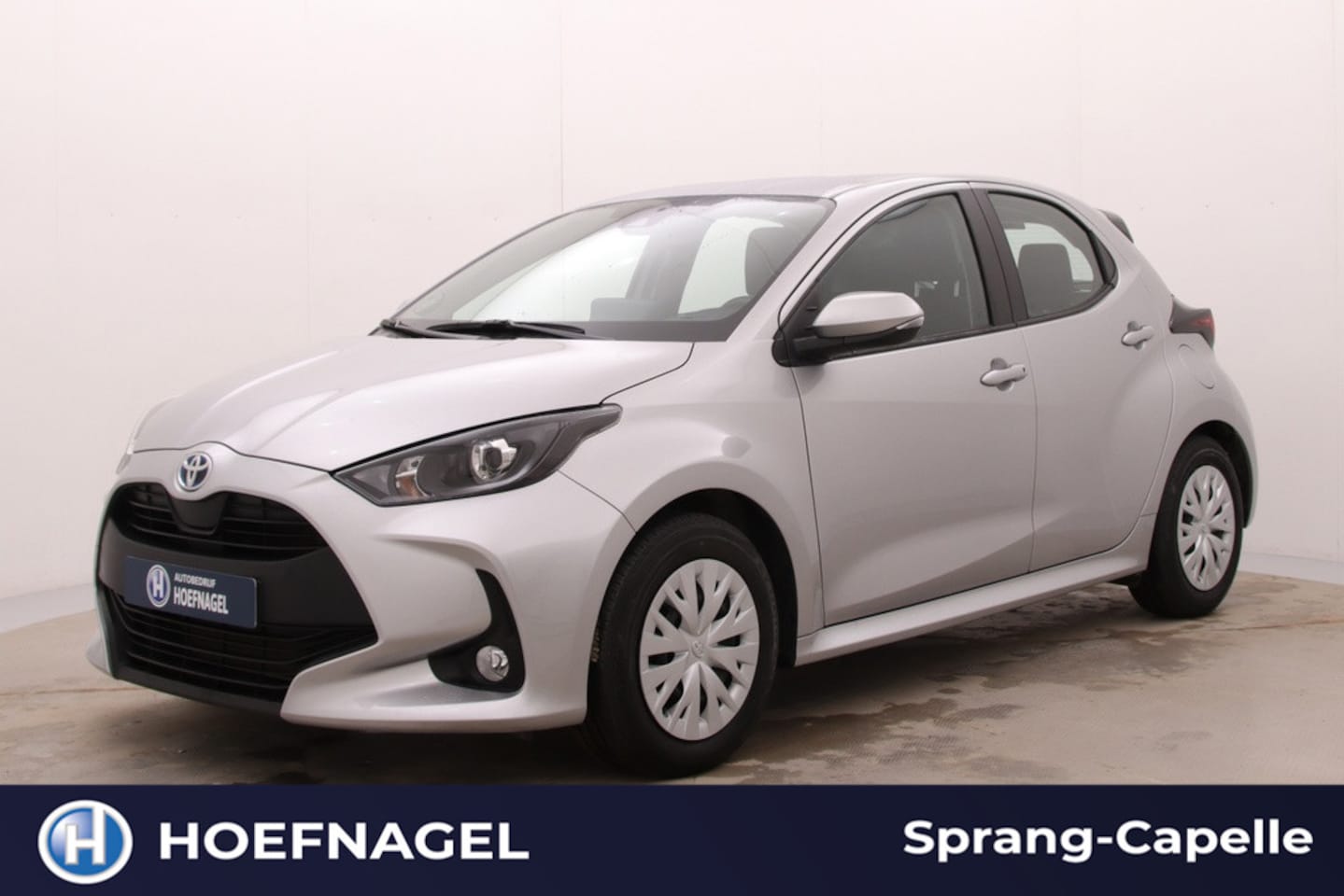 Toyota Yaris - 1.5 Hybrid Comfort | Camera | Adaptive Cruise | CarPlay | Stoelverwarming - AutoWereld.nl