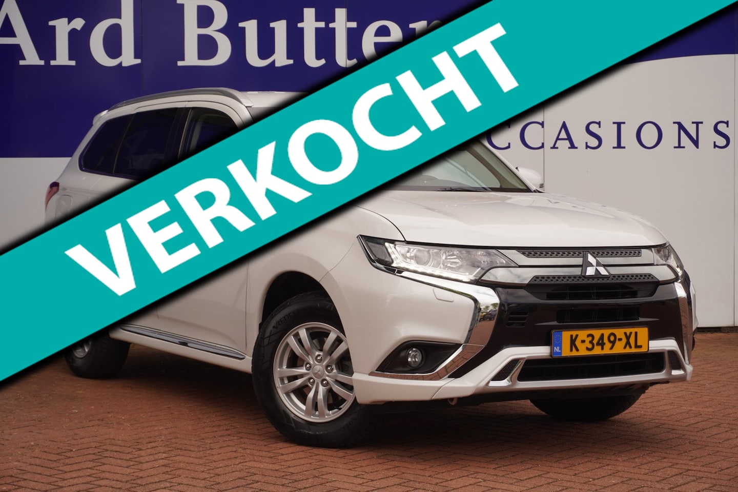 Mitsubishi Outlander - 2.4 PHEV Pure 4WD + Camera+Apple-CarPlay-Android+2 oplaad Snoeren = ZEER NETJES !! - AutoWereld.nl