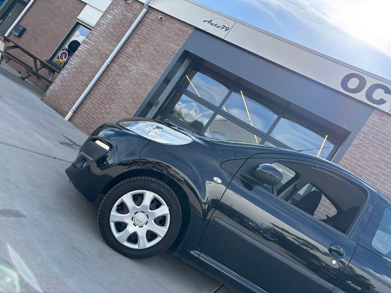 Peugeot 107 - 1.0 Active | Org-NL auto. Airco. El pakket. App-connect.