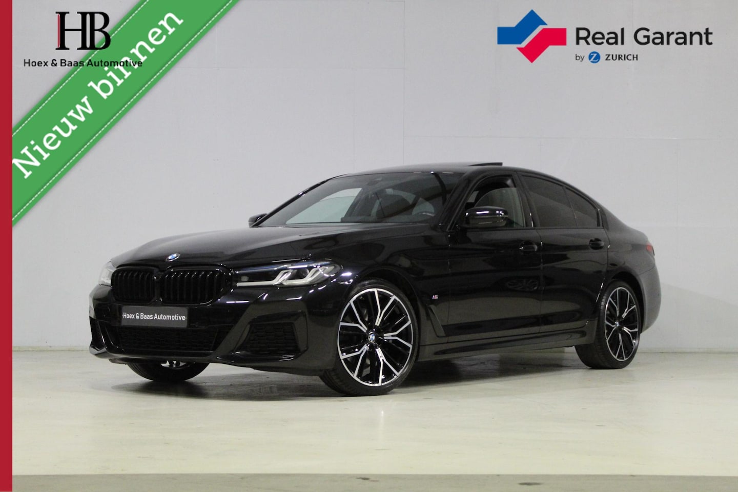 BMW 5-serie - 520i M-Sport/Schuifdak/Sfeerverl/20inch/Leder - AutoWereld.nl