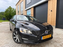 Volvo V60 - 2.4 D6 AWD Plug-In Hybrid (bj 2015) XENON|NAVI|STOELVERW