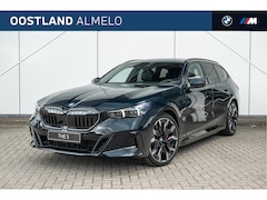 BMW 5-serie Touring - 530e M Sport Automaat / Panoramadak / Trekhaak / Bowers & Wilkins / Stoelventilatie / Comf
