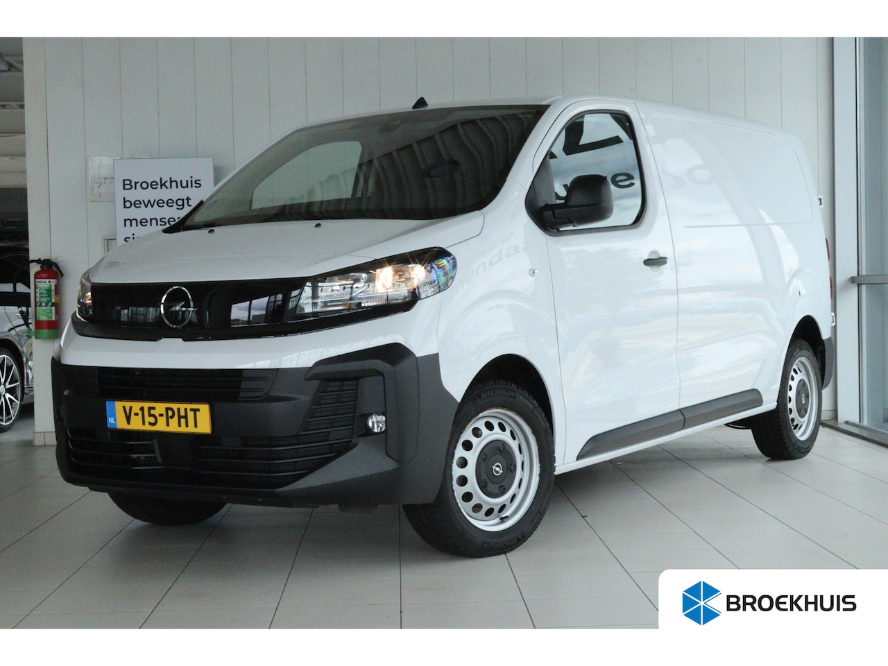 Opel Vivaro - 2.0 Diesel 145 L3 | Cruise Control | Stoel+Stuurverwarming | Betimmering | Camera | Navi | - AutoWereld.nl