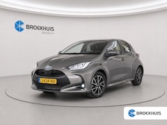Toyota Yaris - 1.5 Hybrid First Edition | Achterbank in delen neerklapbaar | Achteruitrijcamera | Apple C
