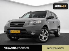 Hyundai Santa Fe - 2.7i V6 4WD Style|TREKHAAK|PANO|LEDER|STOELVERW|GOED ONDERHOUDEN