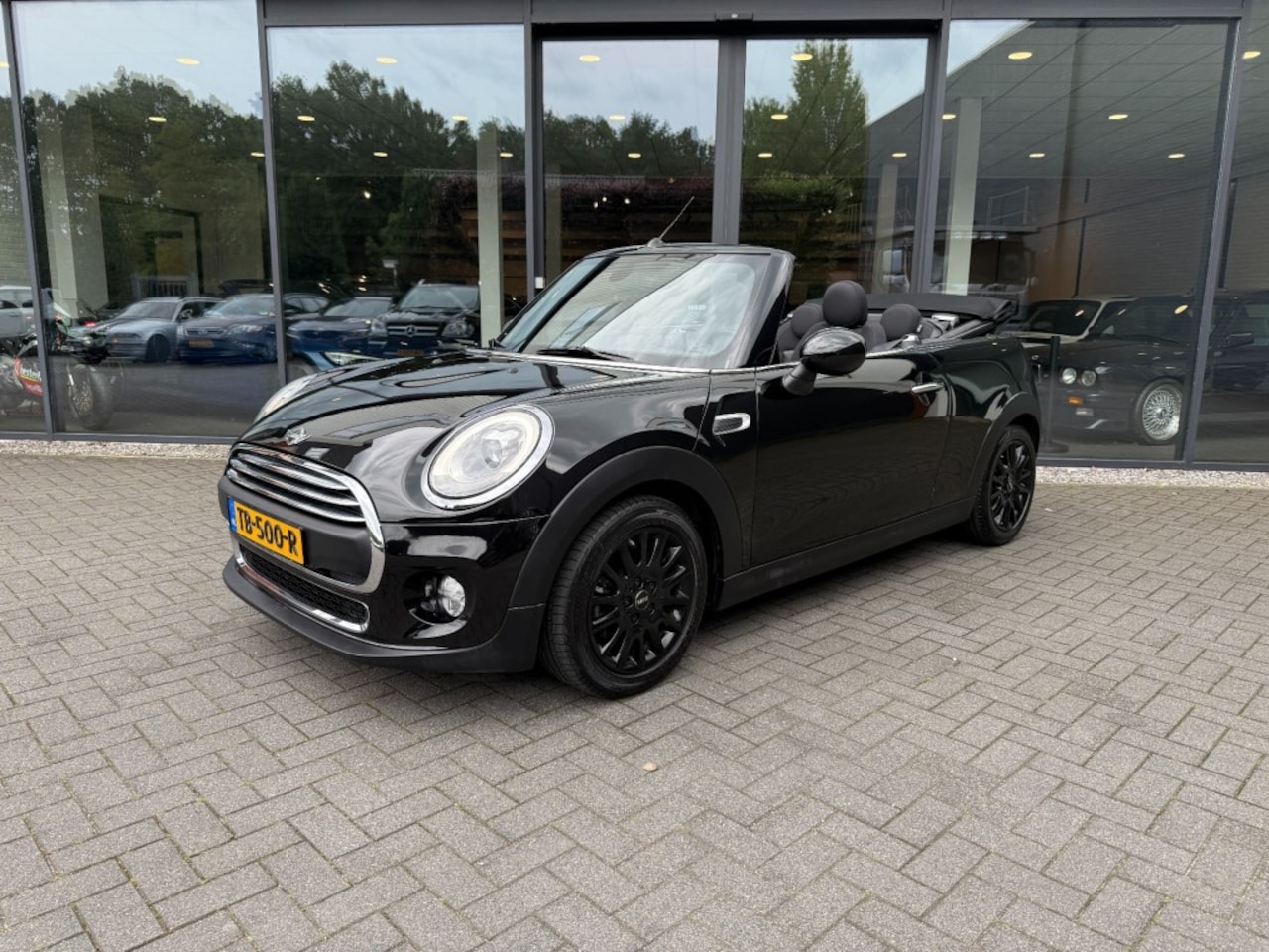 MINI Cabrio - 1.2 Chili,LED,Half Leer,Keyless,Climate,Cruise,Stoelverw,PDC, - AutoWereld.nl