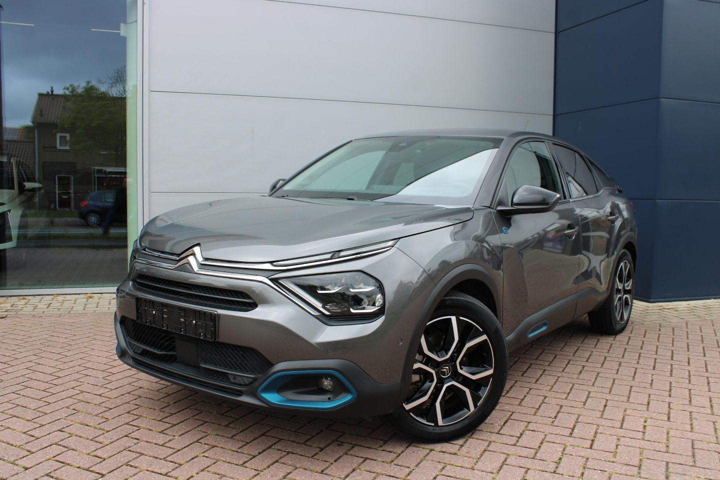 Citroën Ë-C4 - Shine 50 kWh Automaat Airco Navi Camera Carplay Halfleer Super mooi - AutoWereld.nl