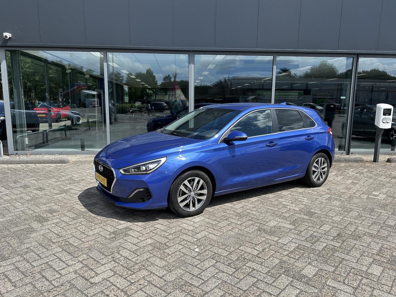Hyundai i30 - 1.0 T-GDI Premium Trekhaak | Camera - AutoWereld.nl