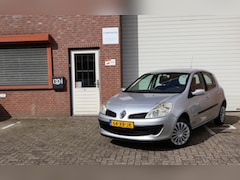 Renault Clio - 1.2-16V Rip Curl 3e eigenaar Airco 06-27 APK