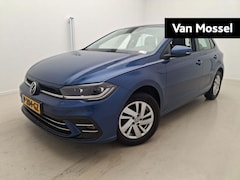 Volkswagen Polo - 1.0 TSI Style 95 PK| Parkeersensoren | Achteruitrijcamera | LED Matrix | Stoelverwarming |