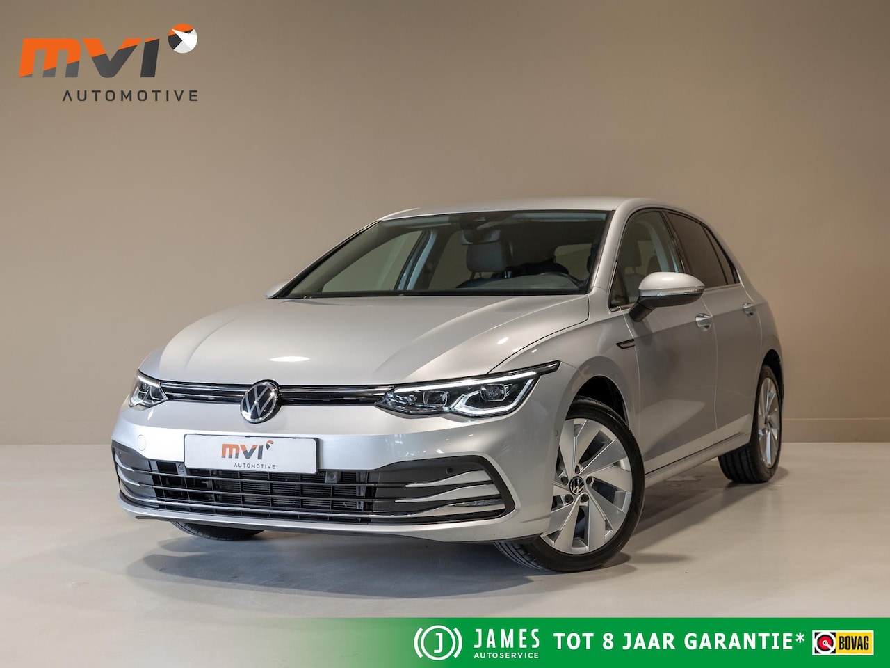 Volkswagen Golf - 1.5 eTSI Style 150pk / Elektrisch verstelbare voorstoel(en) met geheugen / Apple carplay / - AutoWereld.nl