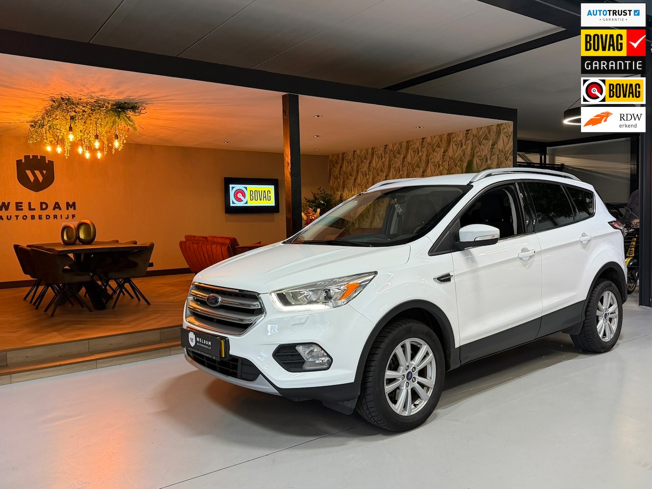 Ford Kuga - 1.5 EcoBoost Garantie|Stoel/Stuur Verwarming|Android Auto/Carplay|Camera|Trekhaak|Navigati - AutoWereld.nl