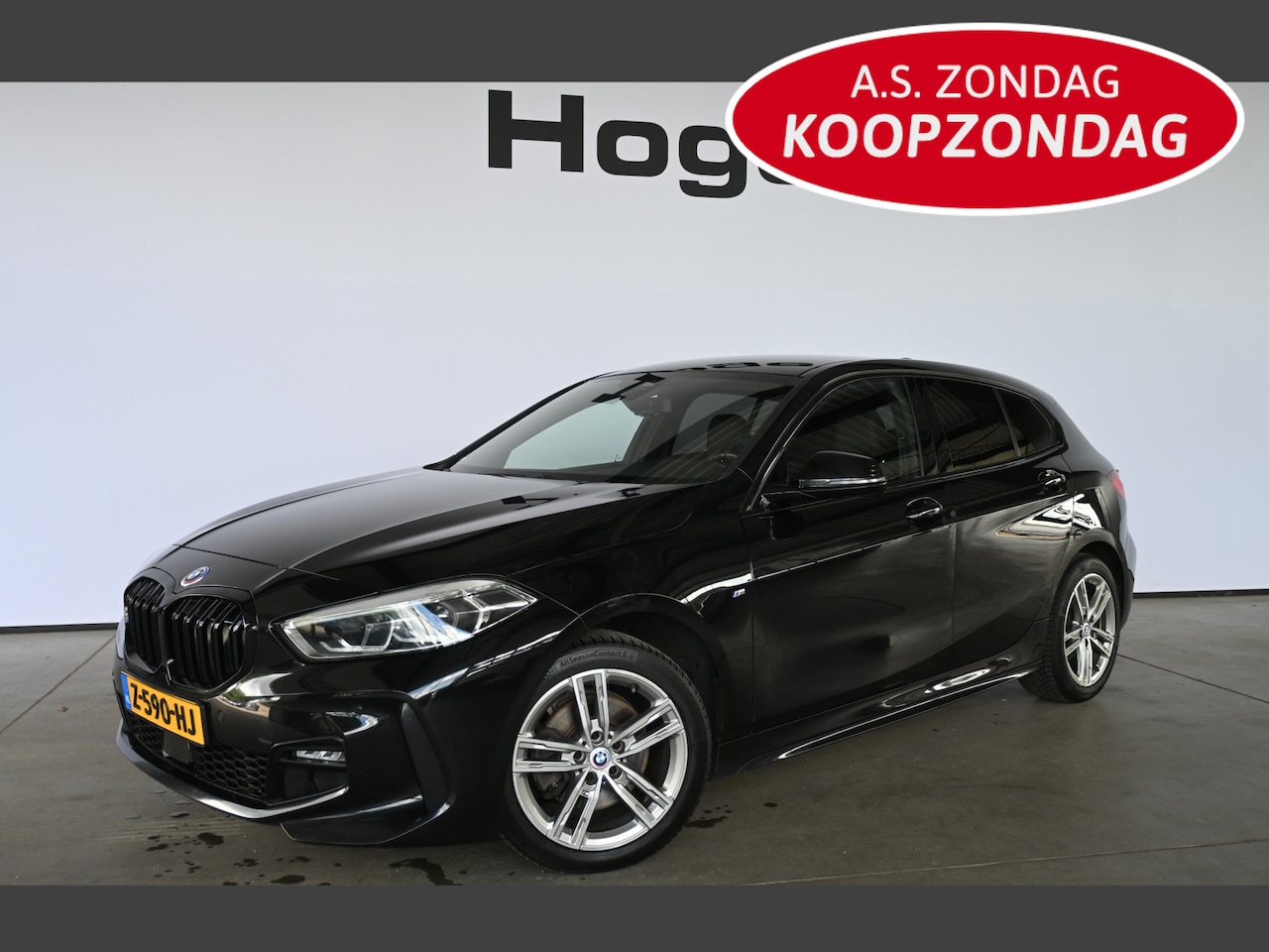 BMW 1-serie - 118i High Executive Automaat M-Pakket Navigatie Carplay Dealer Onderhouden! Inruil Mogelij - AutoWereld.nl