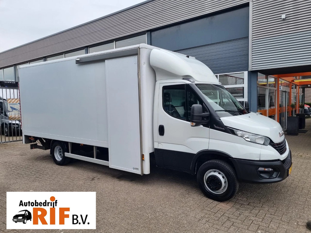 Iveco Daily - 70C18 Koffer 7 TON LBW 1000 Kg Euro 6 - AutoWereld.nl