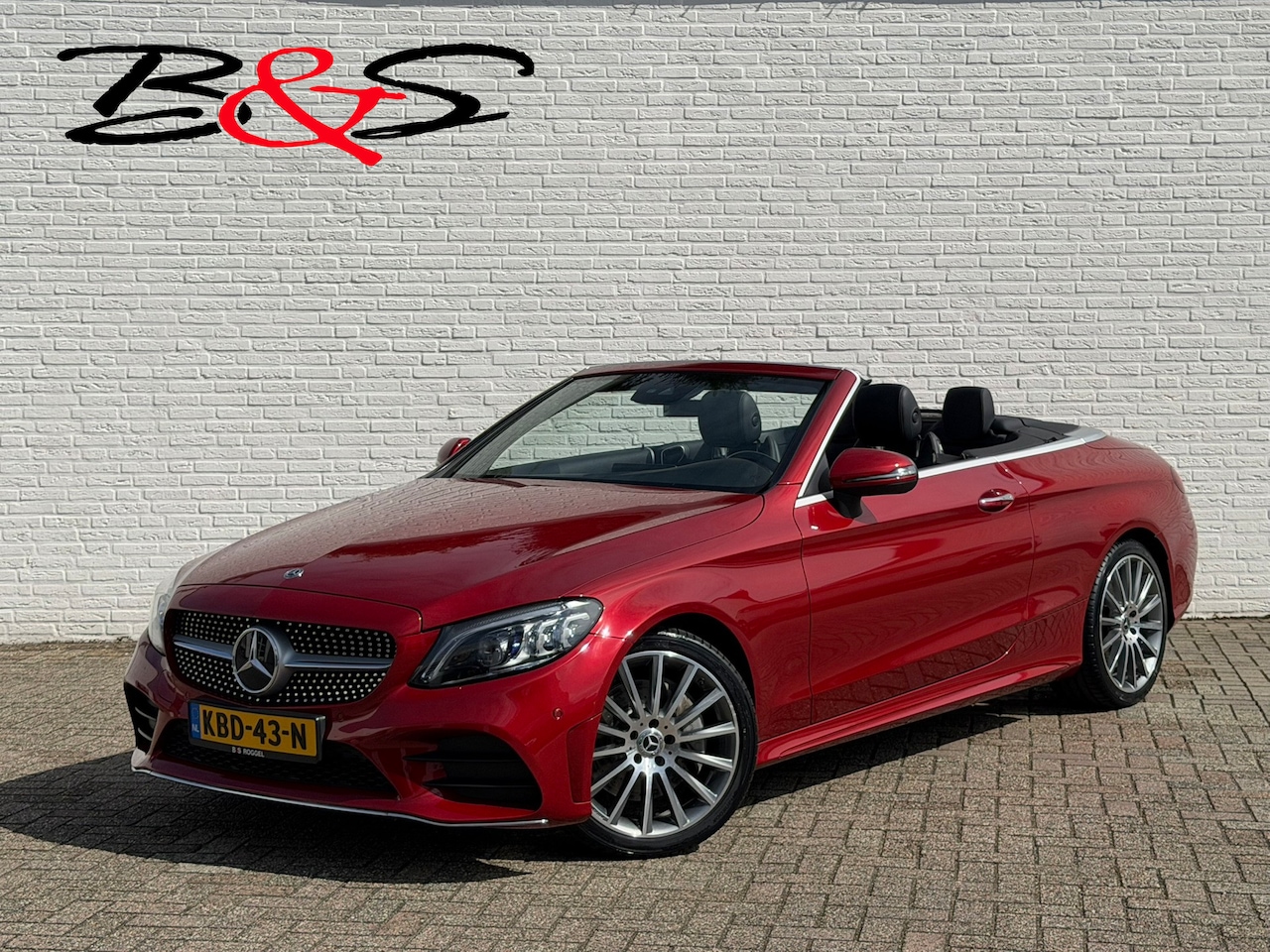 Mercedes-Benz C-klasse Cabrio - 300 Premium AMG Facelift Cabrio Camera Stoelverwarming/ventilatie Clima Carplay Full Led - AutoWereld.nl