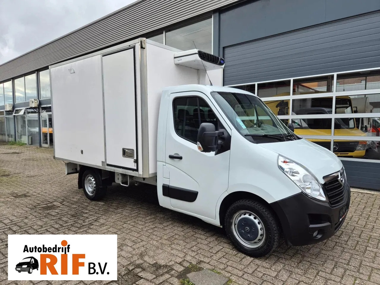 Opel Movano - 2.3 CDTI Kuhlkoffer Carrier Viento 350 Euro 5B - AutoWereld.nl