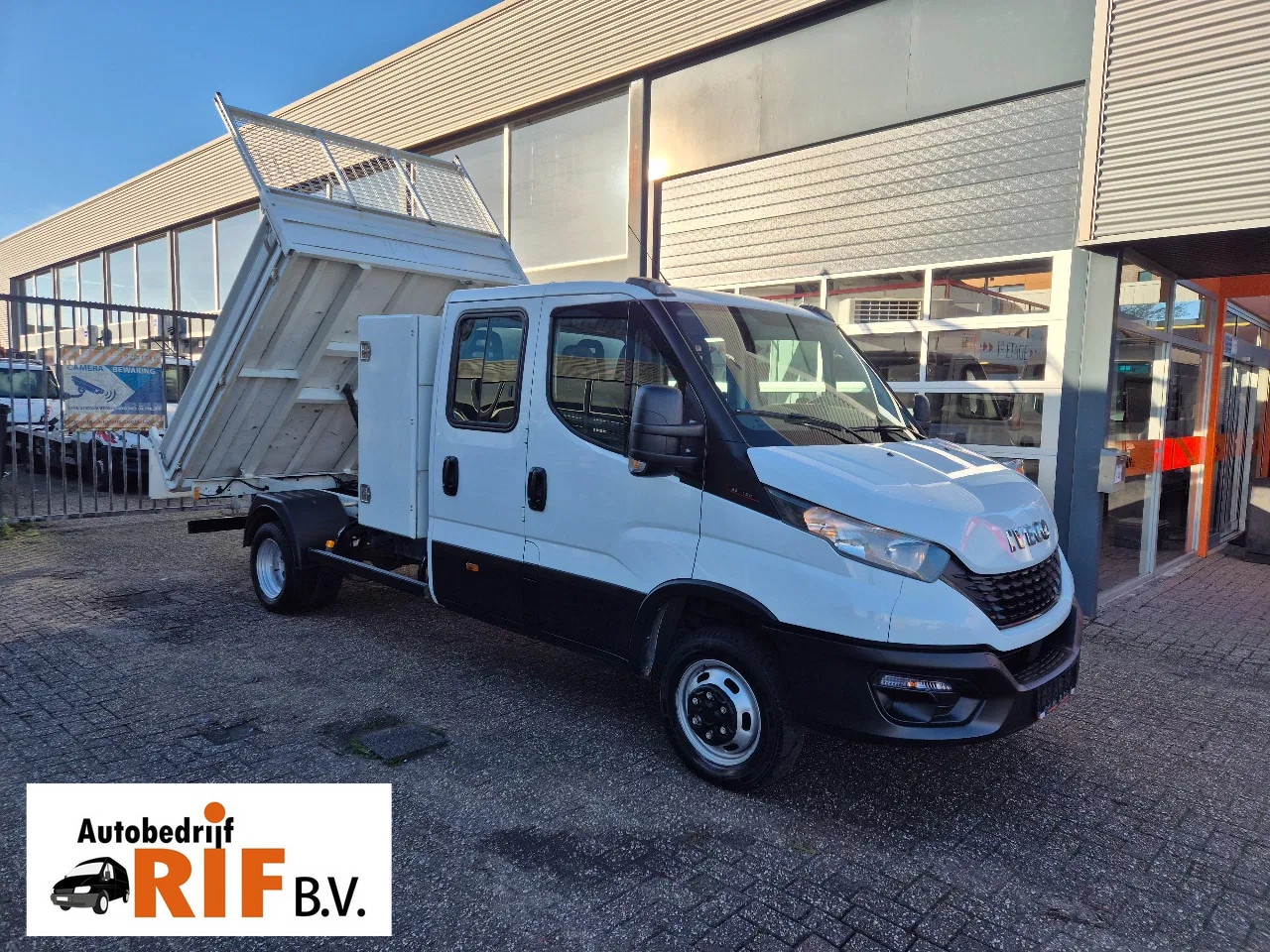 Iveco Daily - 35C16 3.0D Kipper/ Benne/ 2020/ 85.000 KM - AutoWereld.nl