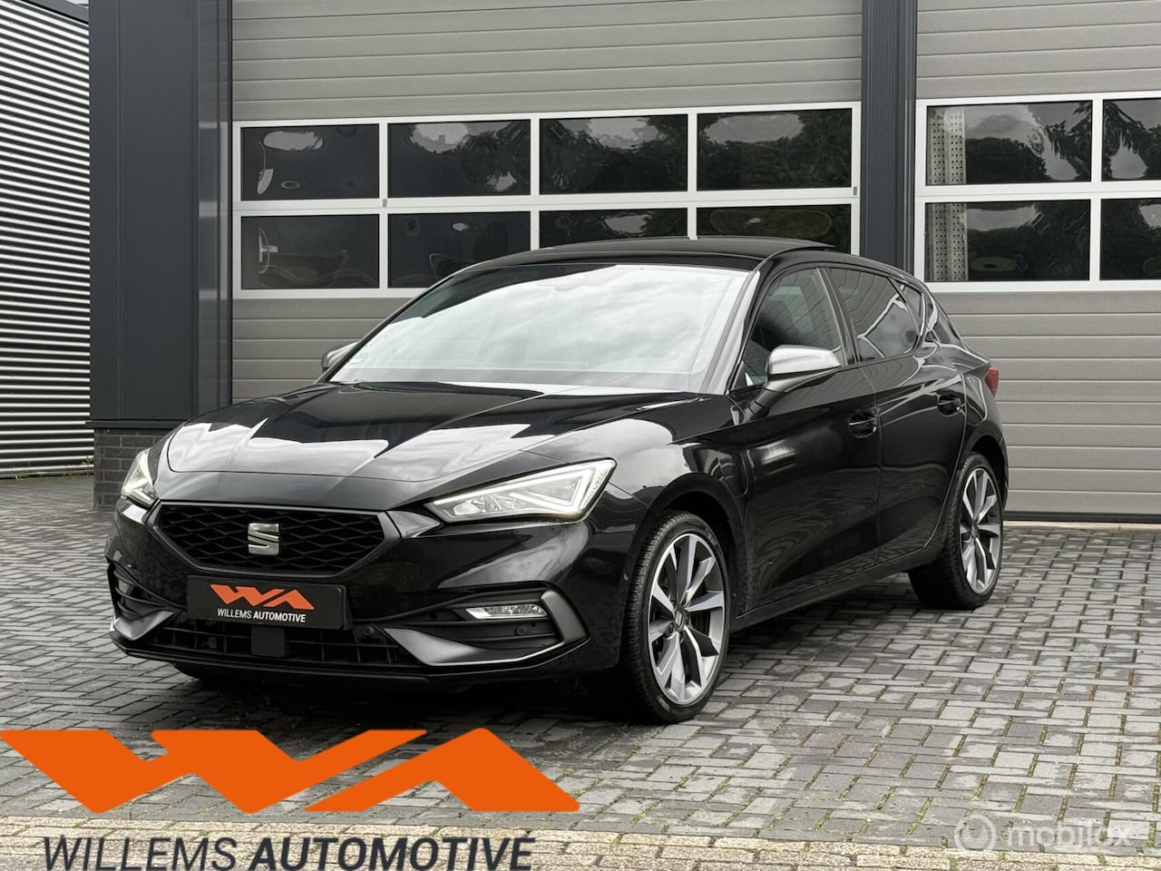 SEAT Leon - 1.4 TSI eHybrid FR 204 PK PANO|ACC|CAMERA|CARPLAY - AutoWereld.nl