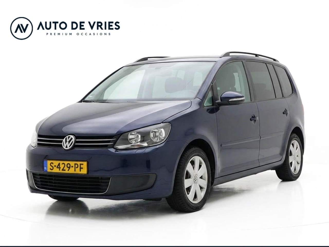 Volkswagen Touran - 1.4 TSI 140pk Comfortline 7-Persoons | Navigatie | Stoelverwarming | Trekhaak - AutoWereld.nl