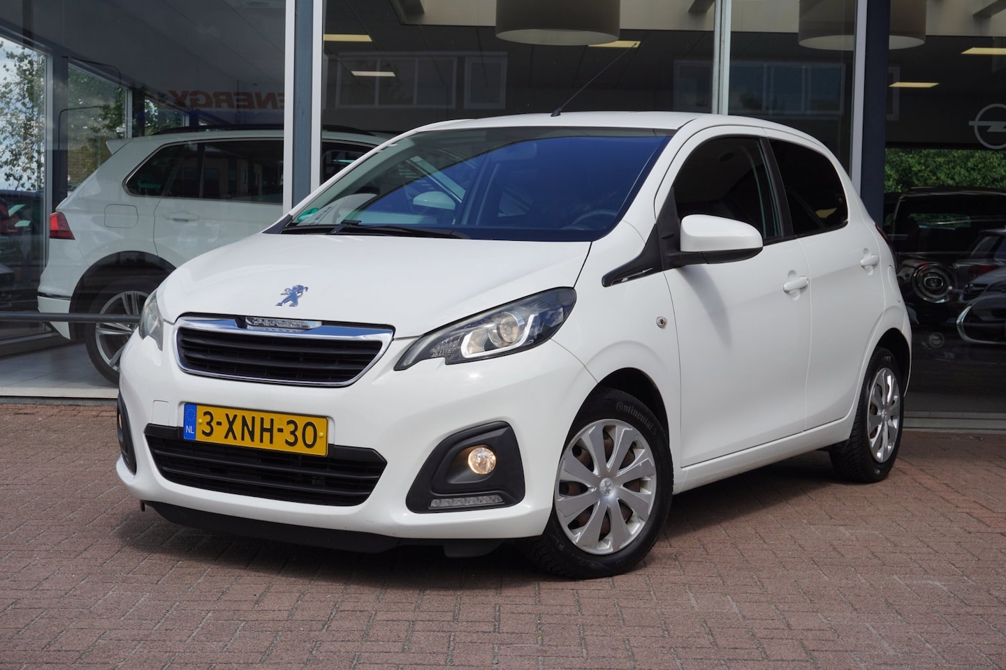 Peugeot 108 - 1.0 e-VTi Active 5deurs | Airco | 45.000KM | Elek.pakket | Zuinig | Inruil mogelijk - AutoWereld.nl