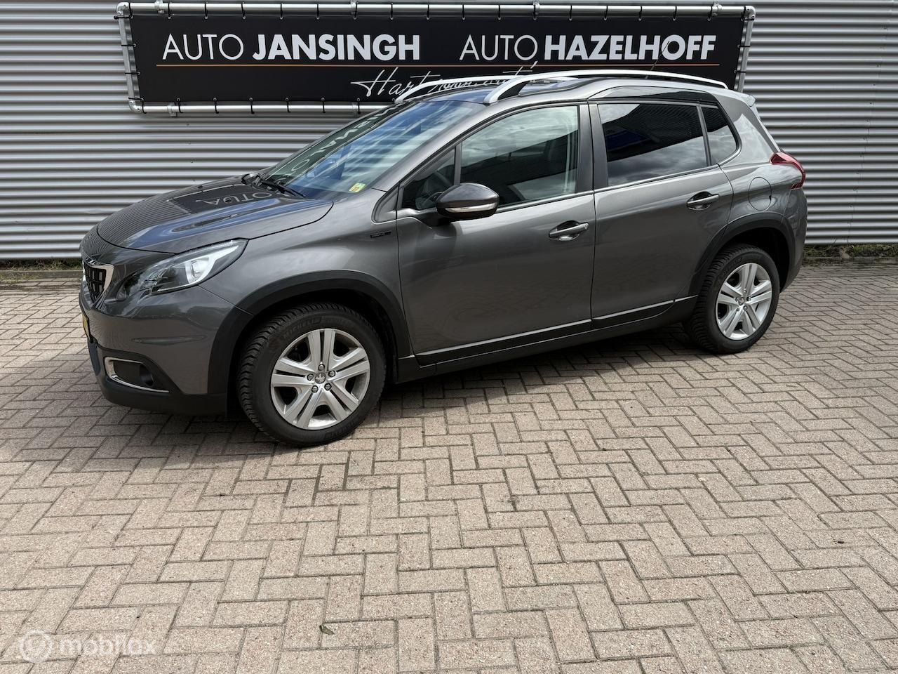 Peugeot 2008 - 1.2 PureTech Signature Vol Automaat | Airco | PDC Achter | Navi | Bluetooth | Privacy Glas - AutoWereld.nl