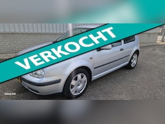 Volkswagen Golf - 1.4-16V Trendline