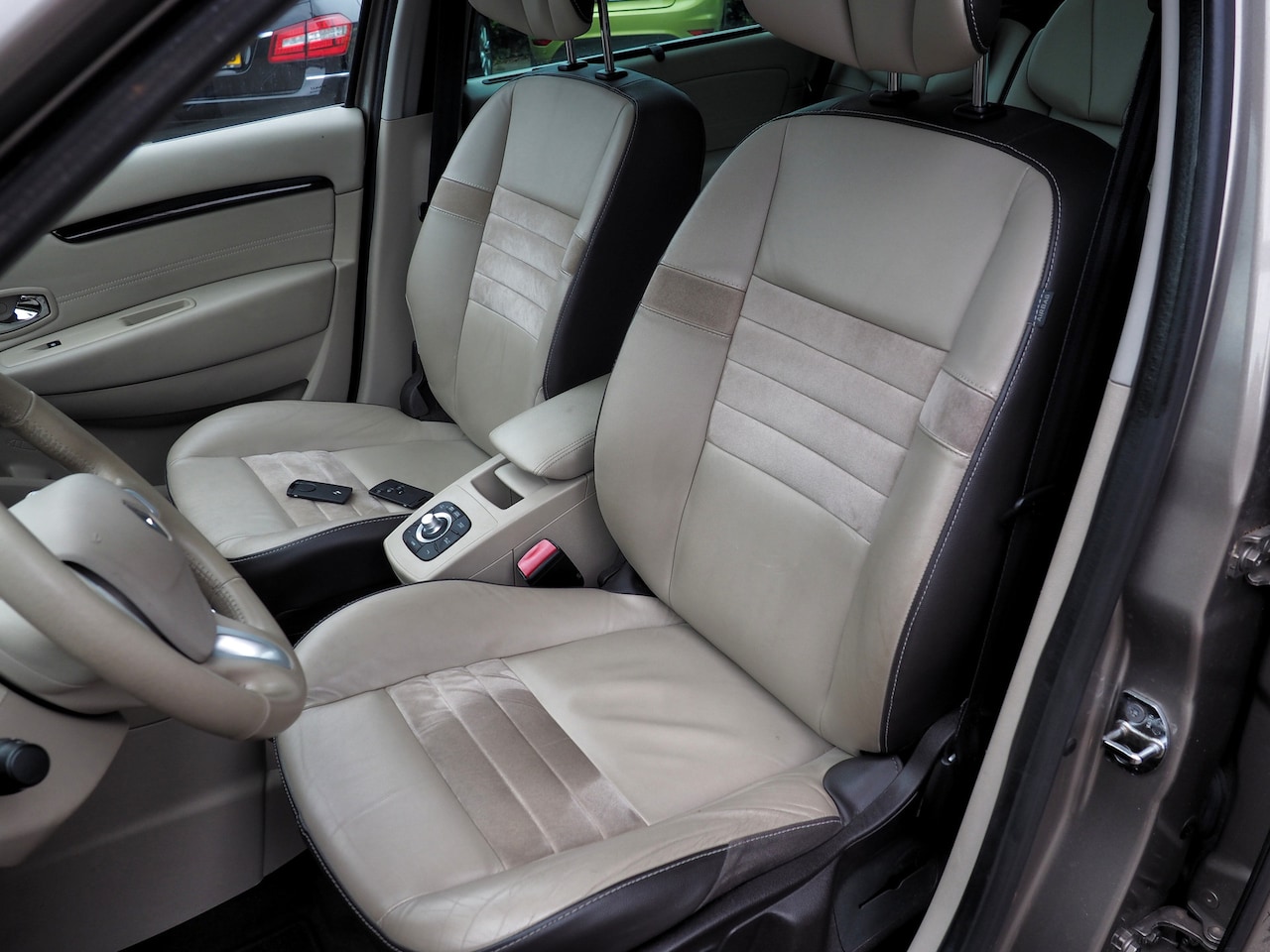 Renault Grand Scénic - 2.0 16V Privilège LUXE ! SCHUIFD. TREKH.