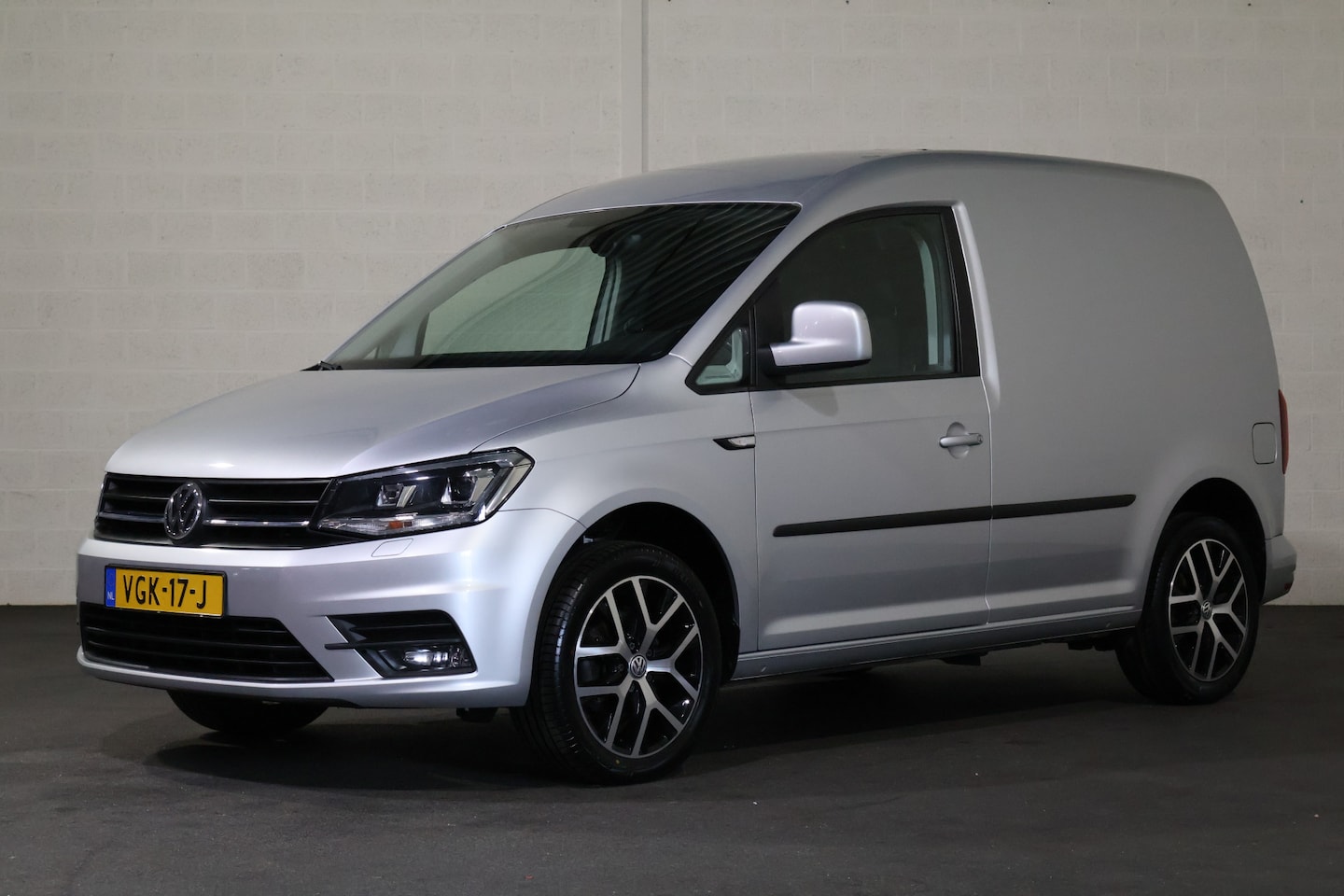 Volkswagen Caddy - 2.0 TDI L1H1 BMT Exclusive Edition 2.0 TDI L1H1 BMT Exclusive Edition - AutoWereld.nl