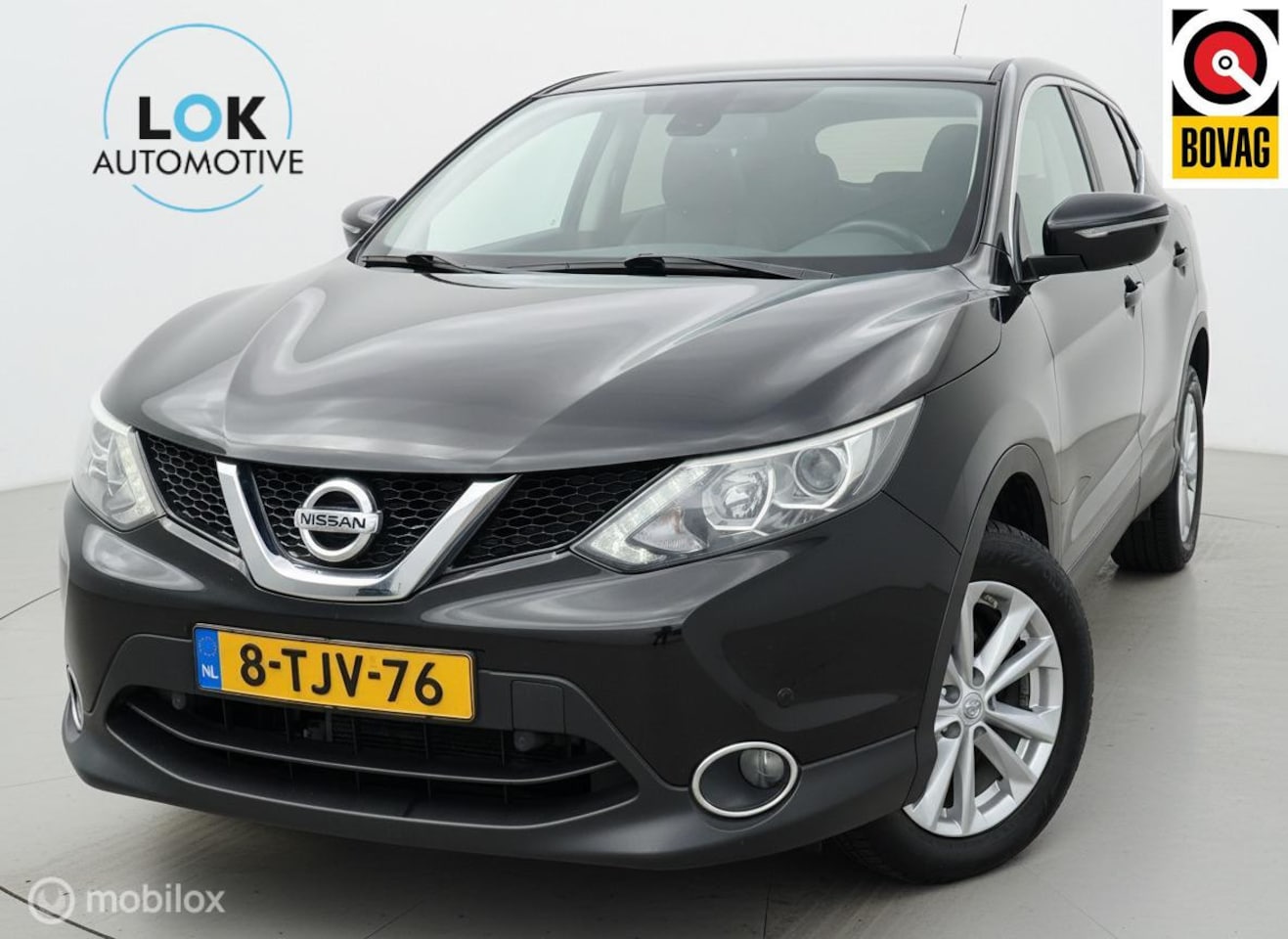 Nissan Qashqai - 1.2 Premier Edition PANO|CAMERA|LED - AutoWereld.nl