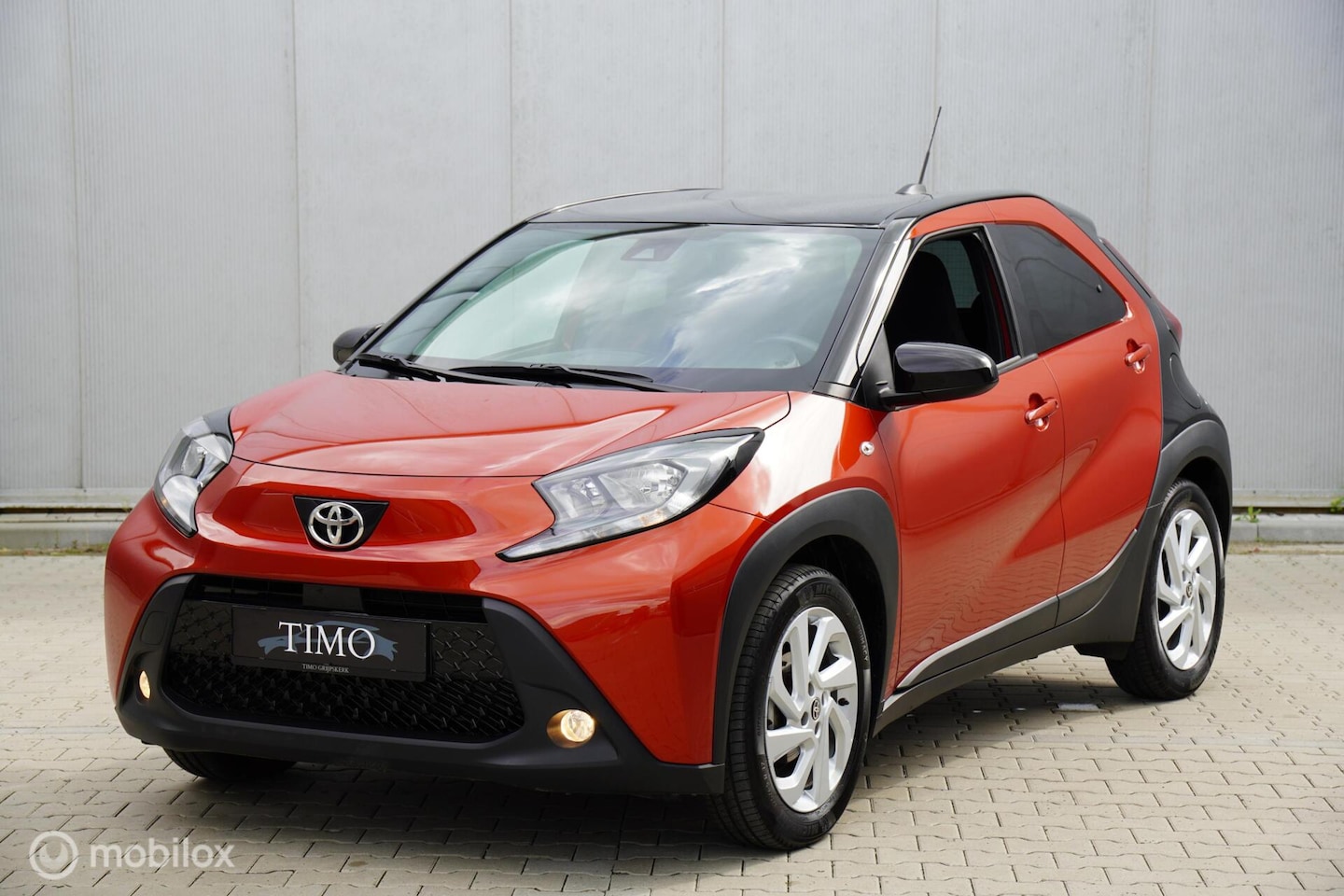 Toyota Aygo X - 1.0 VVT-i S-CVT AUTOMAAT 17.049 KM - AutoWereld.nl