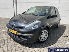 Renault Clio - 1.2 TCE Rip Curl