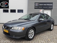 Volvo S60 - 2.4 5-cil. 140pk H5 Drivers Edition Volleder Trekh