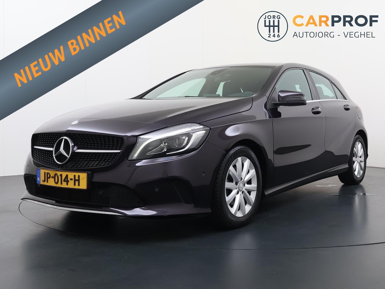 Mercedes-Benz A-klasse - 180 d BlueEFFICIENCY Ambition Facelift Leder Stoelverwarming Led - AutoWereld.nl