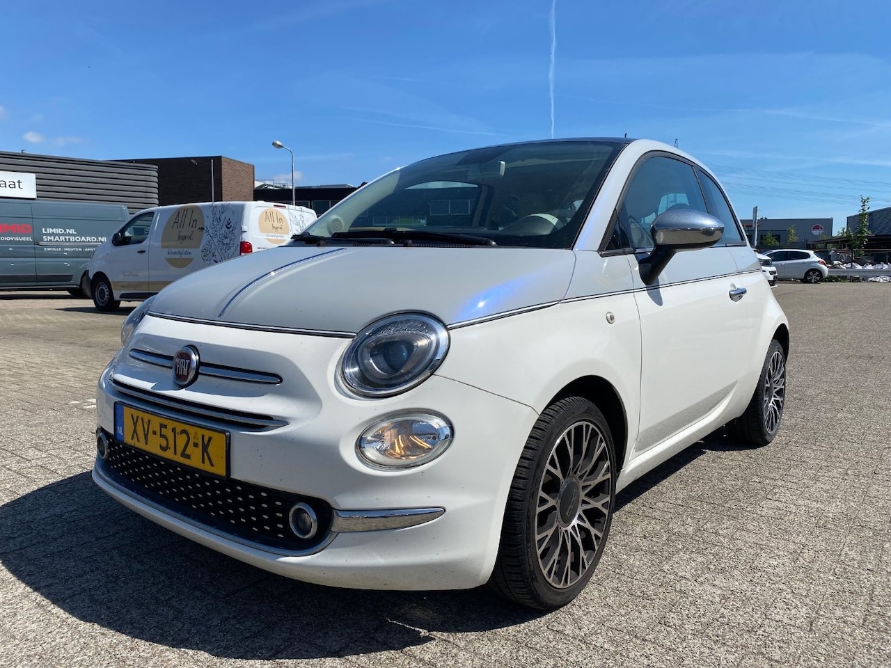 Fiat 500 - 0.9 TwinAir Turbo Collezione | Dealeronderhouden | Parkeersensoren | Panoramadak | Navigat - AutoWereld.nl