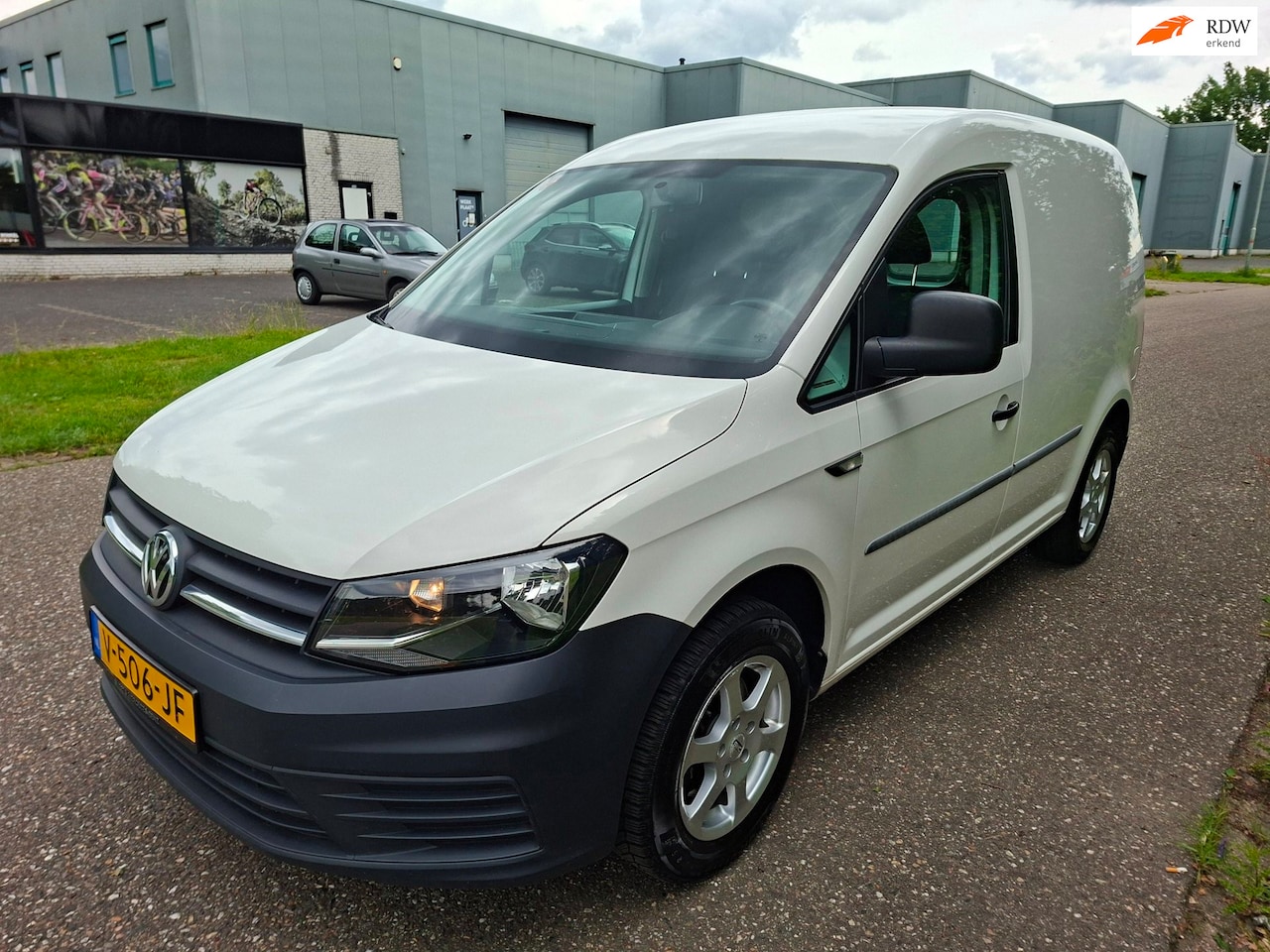 Volkswagen Caddy - 2.0 TDI L1H1 BMT Economy heel mooi - AutoWereld.nl