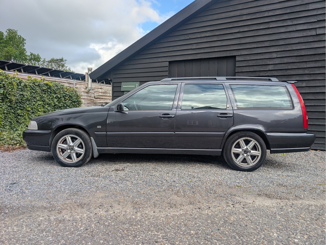 Volvo V70 - 2.4 T Comfort 2.4 T Comfort - AutoWereld.nl