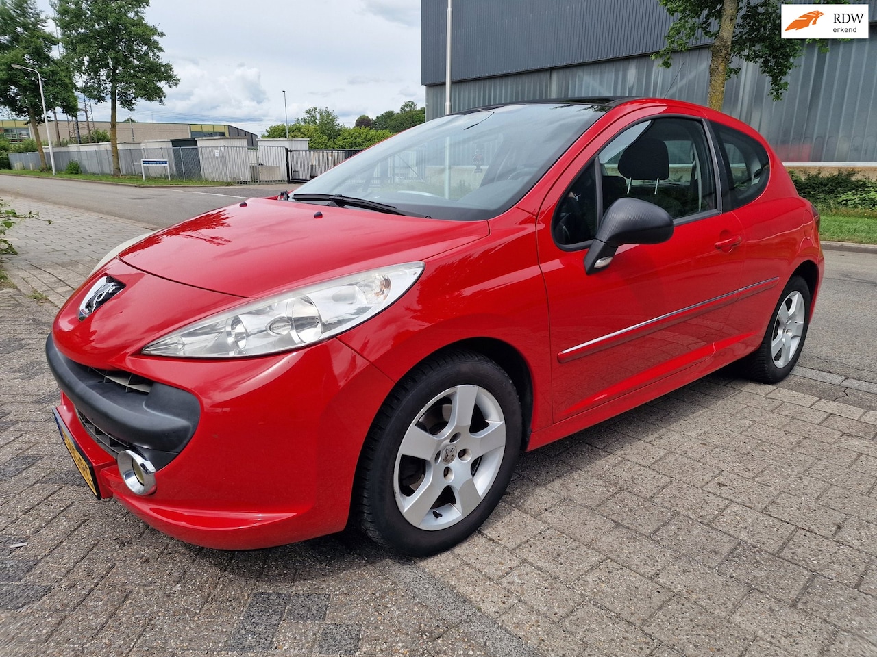 Peugeot 207 - 1.4 VTi XR 1.4 VTi XR, Apk, Nap, Zeer goed rijdend, Inruil mogelijk. - AutoWereld.nl