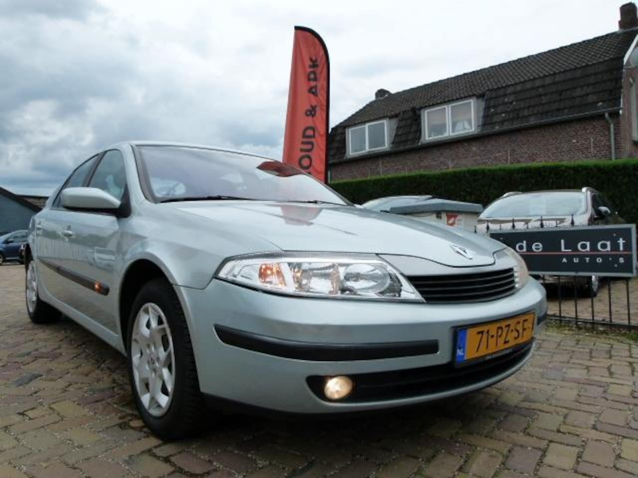 Renault Laguna - 1.8-16V Tech Road 1.8-16V Tech Road - AutoWereld.nl