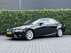 Lexus IS - 300h Edition, NL AUTO, NAP LOGISCH, NAVIGATIE, CRUISE CONTROL, CLIMATE CONTROL, STOEL/STUU