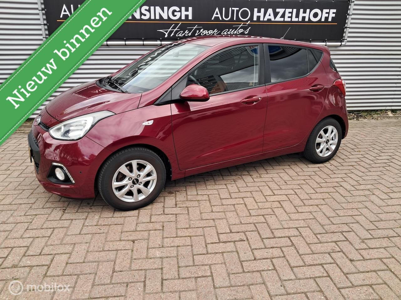 Hyundai i10 - 1.0i i-Motion Comfort Plus | Airco | LM Velgen | Stoel en stuurverwarming | Privacy glas | - AutoWereld.nl