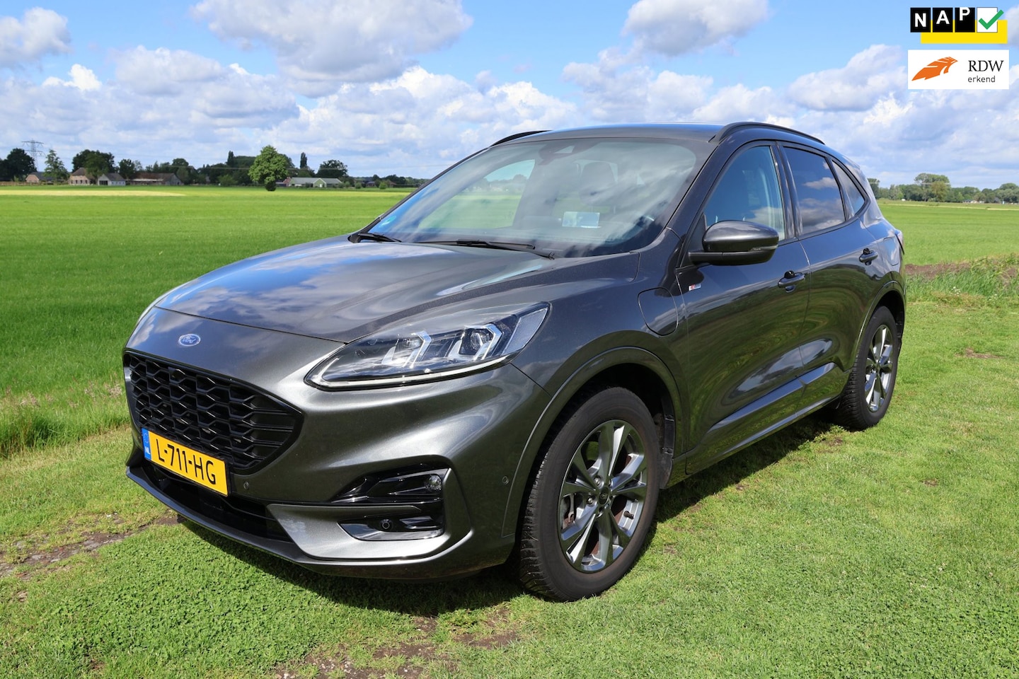 Ford Kuga - 2.5 PHEV ST-Line X|af. Trekhaak|1e eigenaar|Camera|Winterpakket|Dealer onderhouden|Carplay - AutoWereld.nl