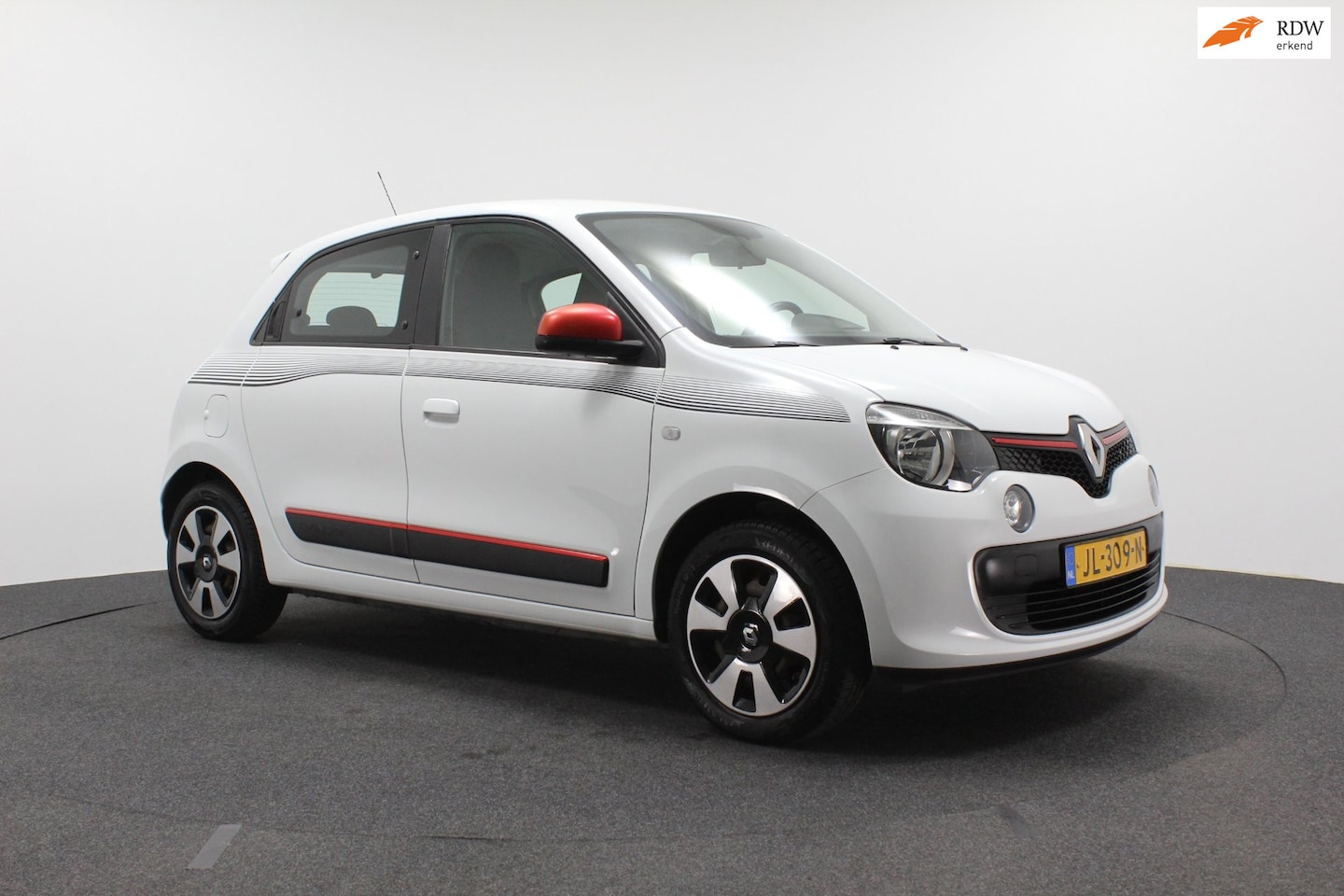 Renault Twingo - 1.0 SCe Authentique | Airco | Elektrische ramen | Stuurbediening | Nette auto - AutoWereld.nl