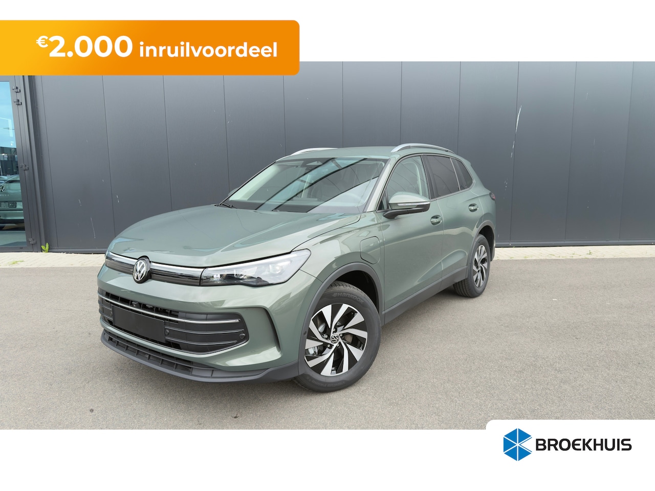 Volkswagen Tiguan - Life Edition - eHybrid | 'App-Connect' draadloze smartphone integratie | Achteruitrijcamer - AutoWereld.nl