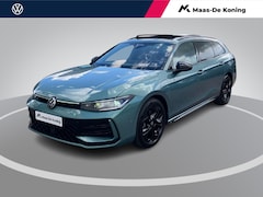 Volkswagen Passat Variant - 1.5eHybrid 200kW/272PK R-Line DSG · Panoramadak · Leder · Trekhaak · 360°Camera + Parkeers